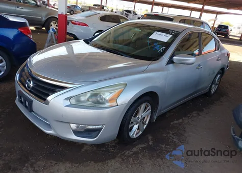2014 Nissan Altima 2.5 Sv z USA, uszkodzony, nr VIN 1N4AL3AP1EC187530